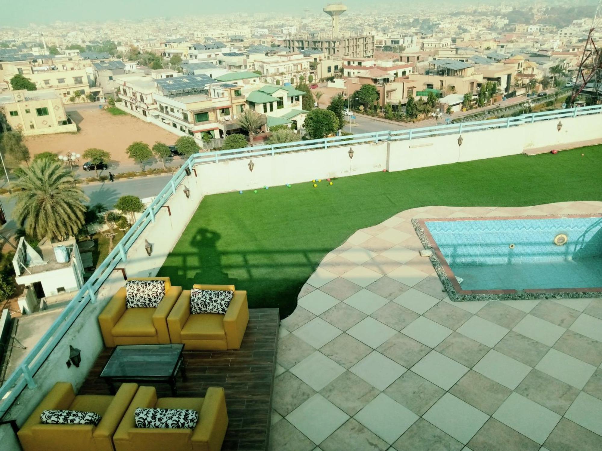 רוואלפינדי Comfortable Rental Apartments In Bahria Town מראה חיצוני תמונה