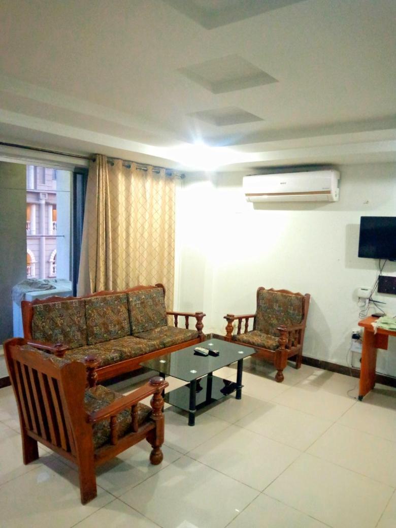 רוואלפינדי Comfortable Rental Apartments In Bahria Town חדר תמונה