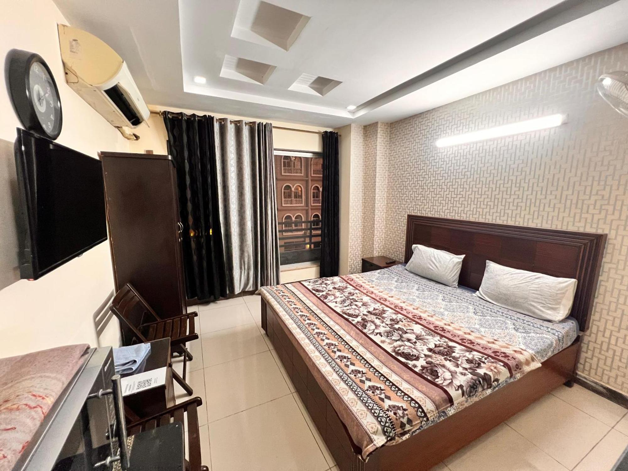 רוואלפינדי Comfortable Rental Apartments In Bahria Town מראה חיצוני תמונה