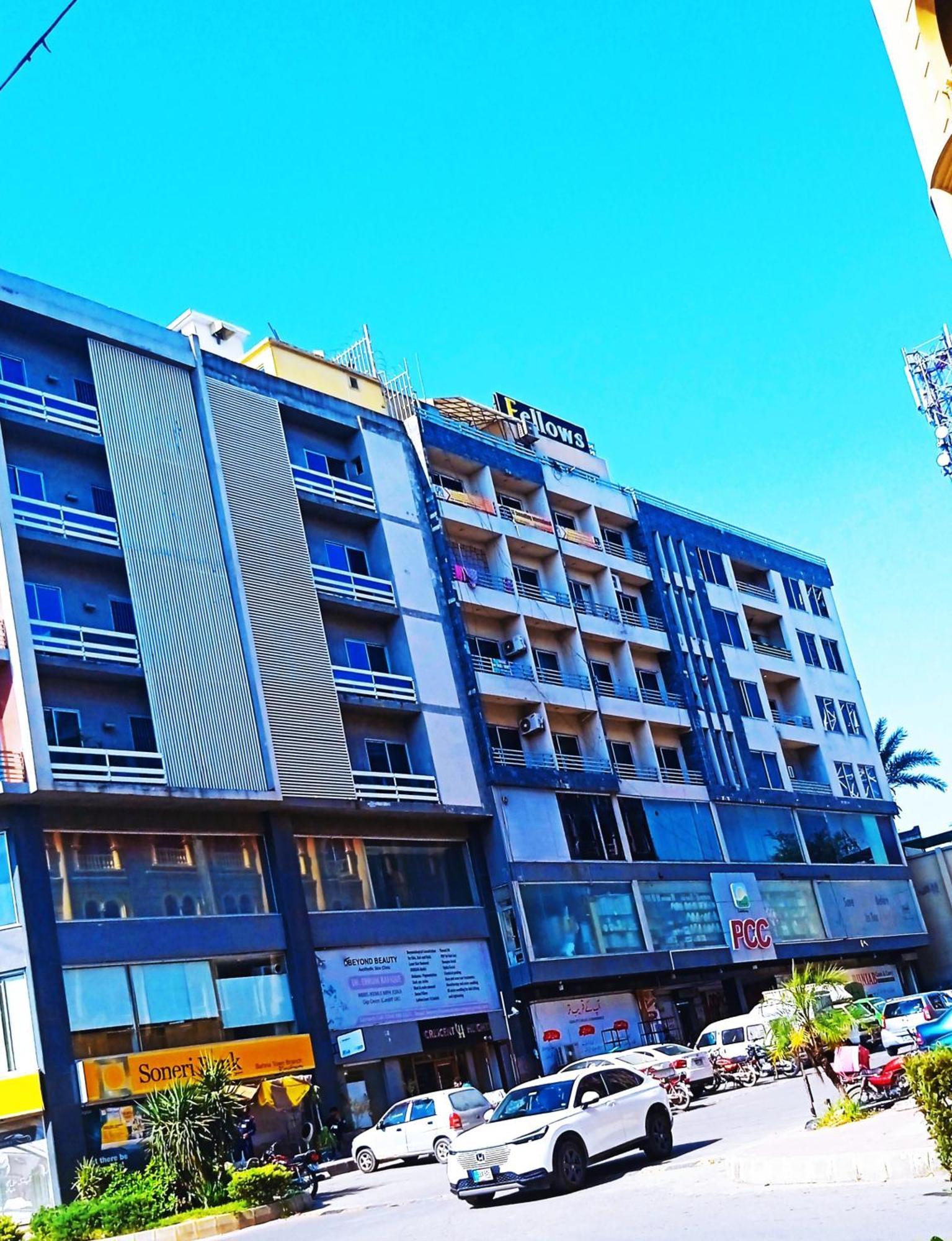 רוואלפינדי Comfortable Rental Apartments In Bahria Town מראה חיצוני תמונה